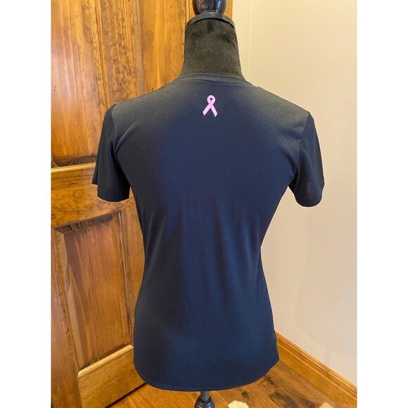 Under Armour T Shirt Size XS Top Womens  Dry Fit Black Breast Cancer Shirt - Picture 3 of 9